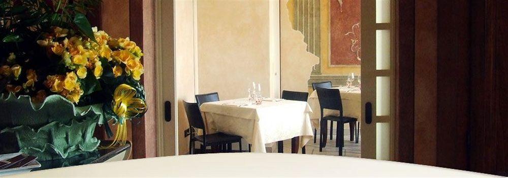Hotel Santa Lucia Cascina Luaran gambar